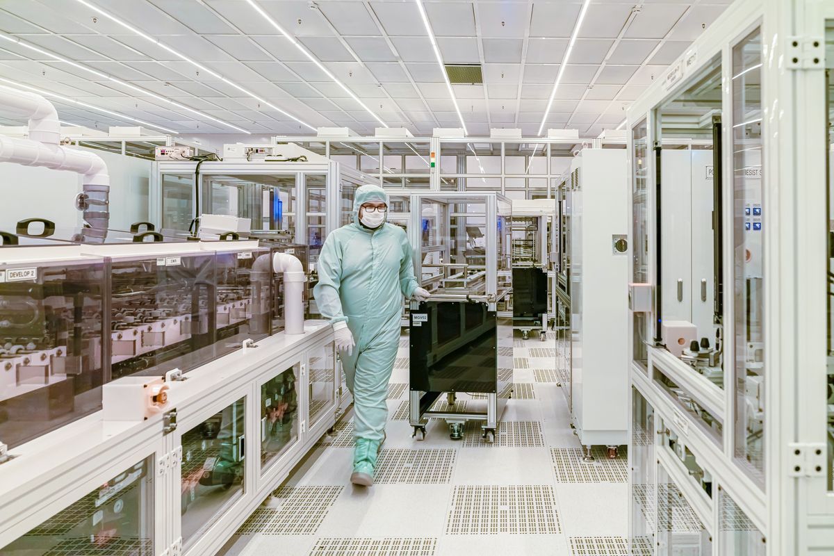 Khoá Khám phá quy trình bán dẫn bằng Digital Twin